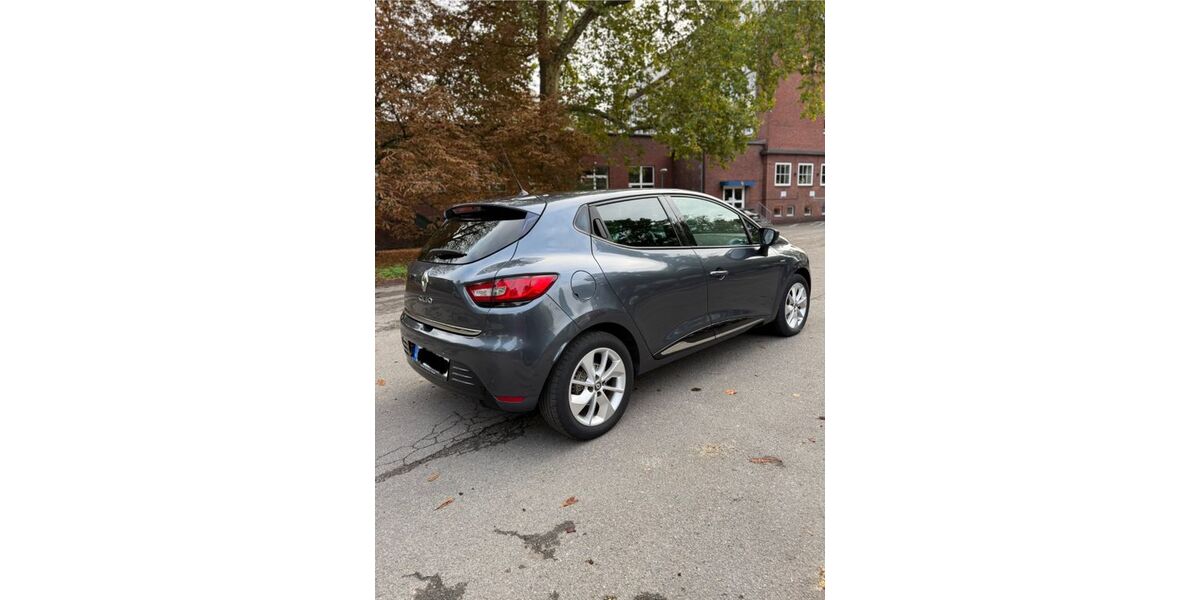 Renault Clio 102.000 km 9.200 &euro; Frankfurt 60314