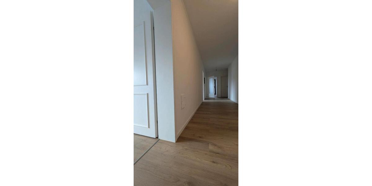 Etagenwohnung Bad Bocklet - 3 Zimmer, 98 m&sup2;, 830&euro; | Angebot:24839703