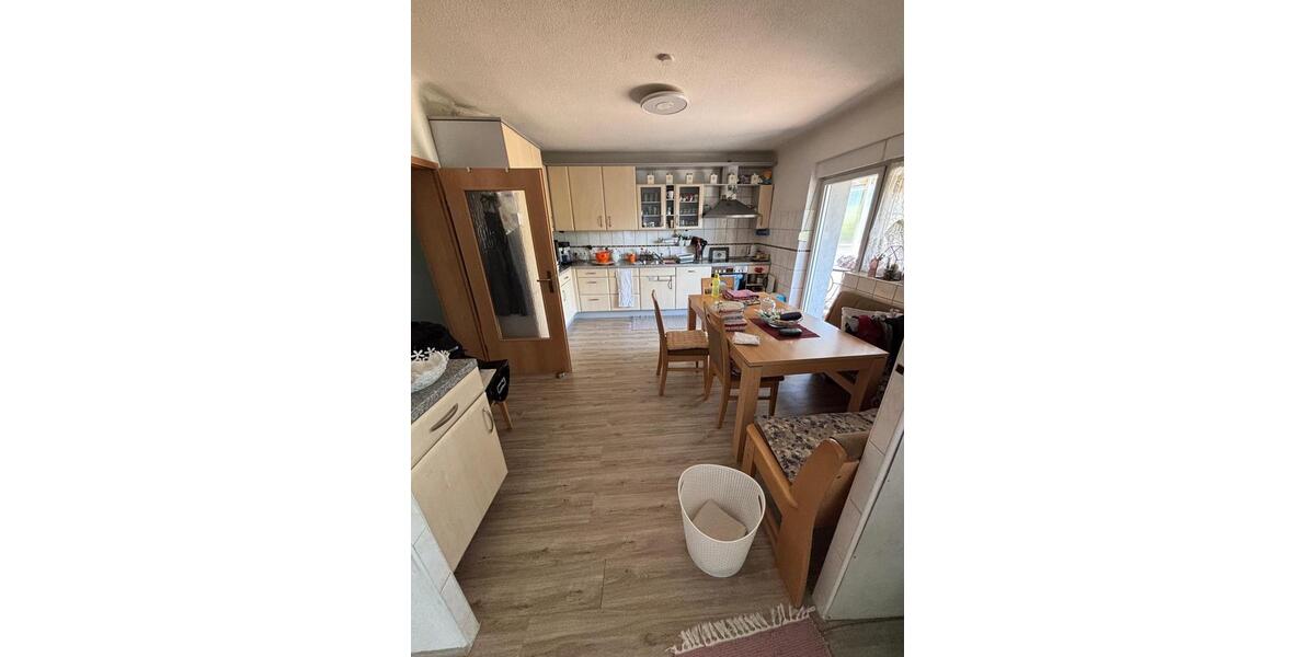 Einfamilienhaus Heusweiler - 8 Zimmer, 250 m&sup2;, 320.000&euro; | Angebot:27270637
