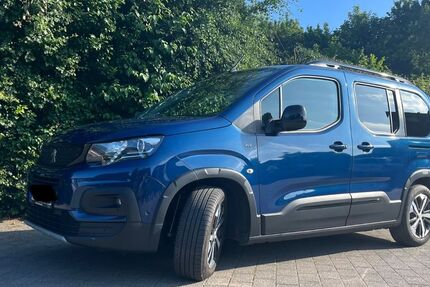 Peugeot e-Rifter 54.600 km 25.990 &euro; Laboe 24235