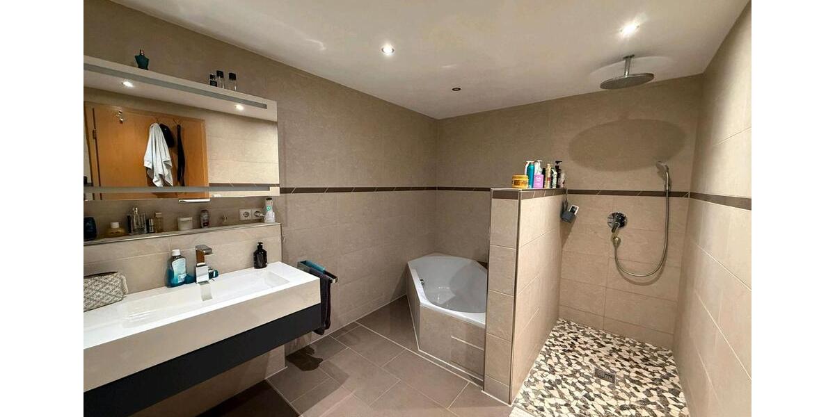 Einfamilienhaus Remseck am Neckar - 2.5 Zimmer, 98 m&sup2;, 1.150&euro; | Angebot:25950757