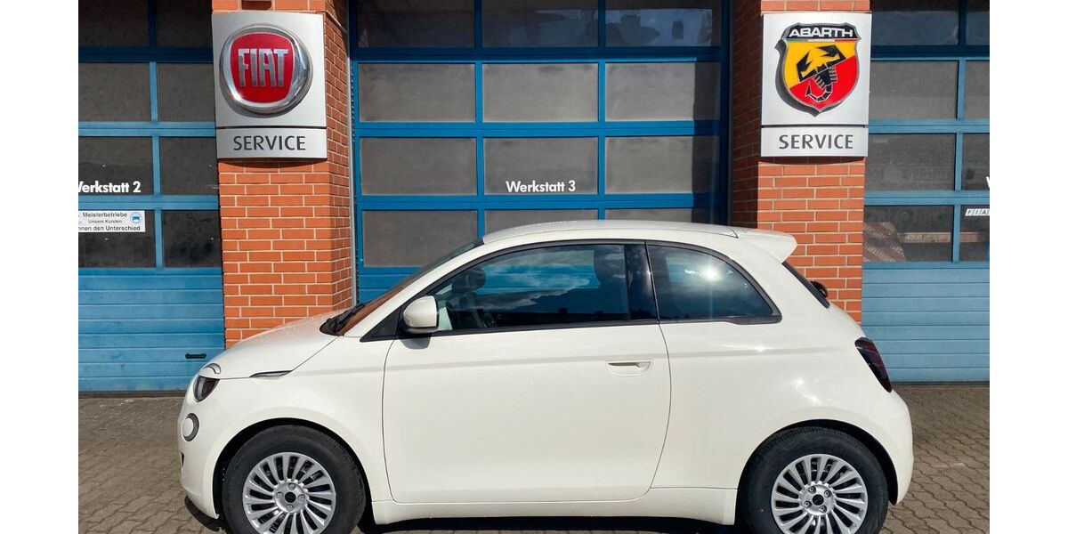 Fiat 500e 8.088 km 19.900 &euro; Bitterfeld-Wolfen 06749