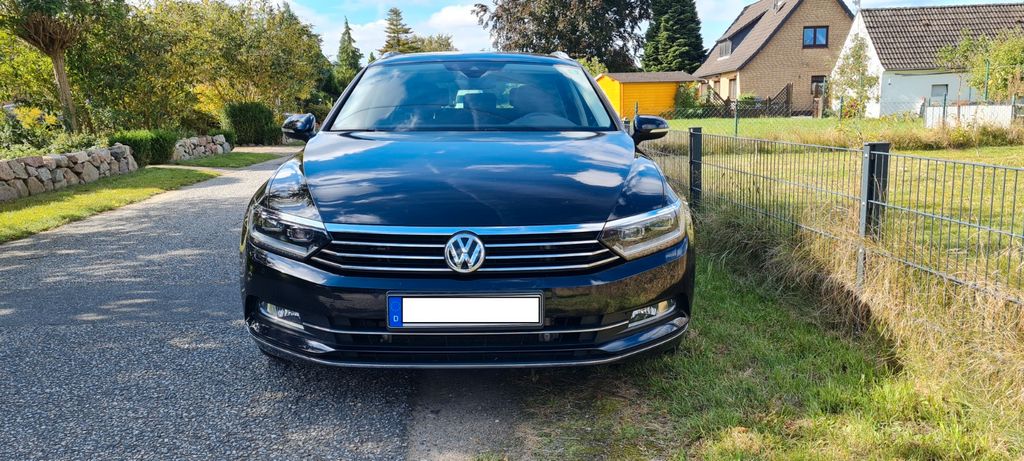 VW Passat Variant 65.000 km 22.400 &euro; Lübeck 23560