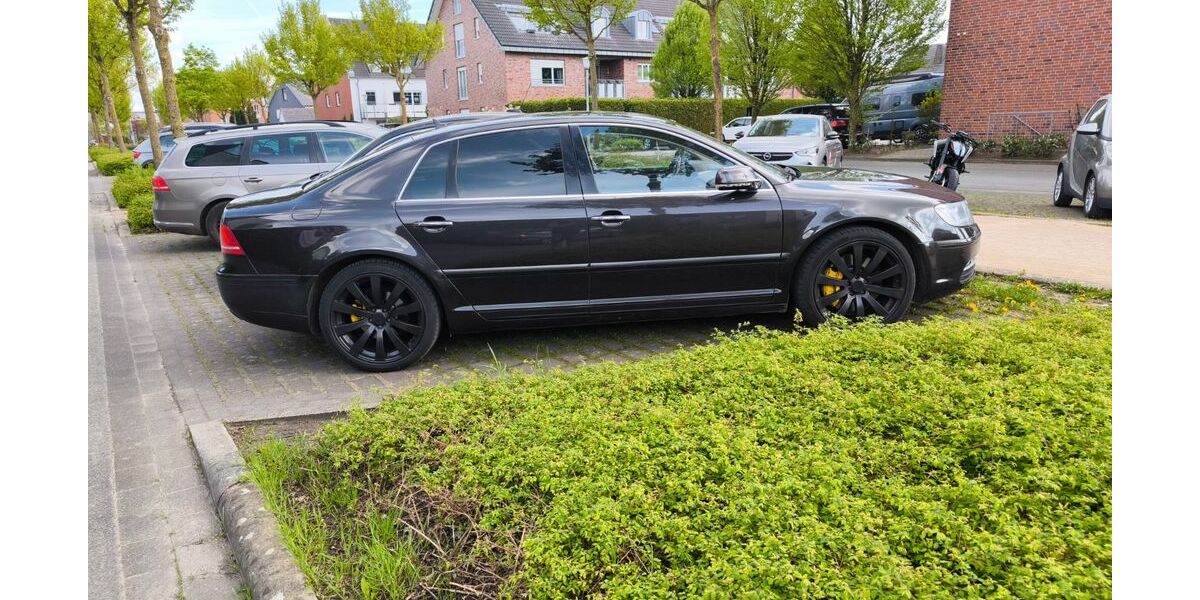 VW Phaeton 151.000 km 13.000 &euro; Ense 59469