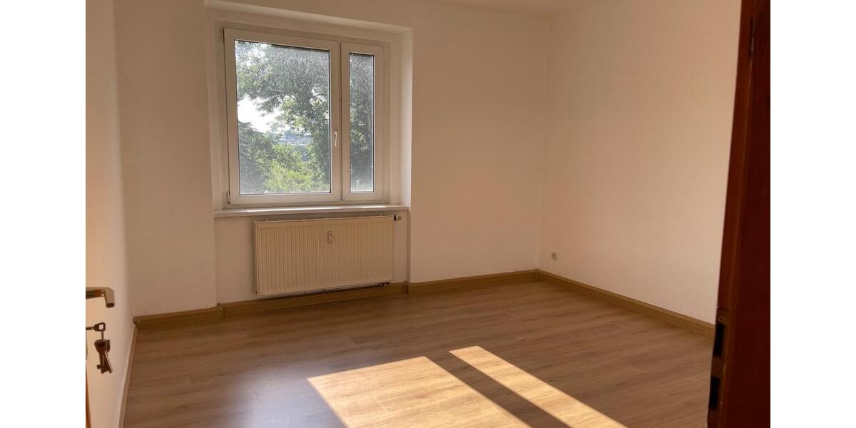 Etagenwohnung Plauen - 1 Zimmer, 27 m&sup2;, 24.000&euro; | Angebot:26986962