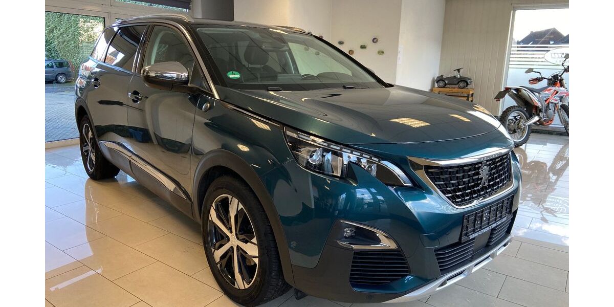 Peugeot 5008 85.045 km 20.700 &euro; Calau 03205