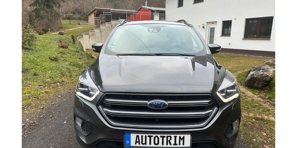 Ford Kuga 156.000 km 9.000 &euro; Kreuztal 57223