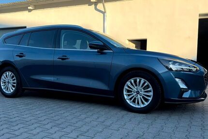 Ford Focus 107.299 km 16.490 &euro; Siegburg 53721