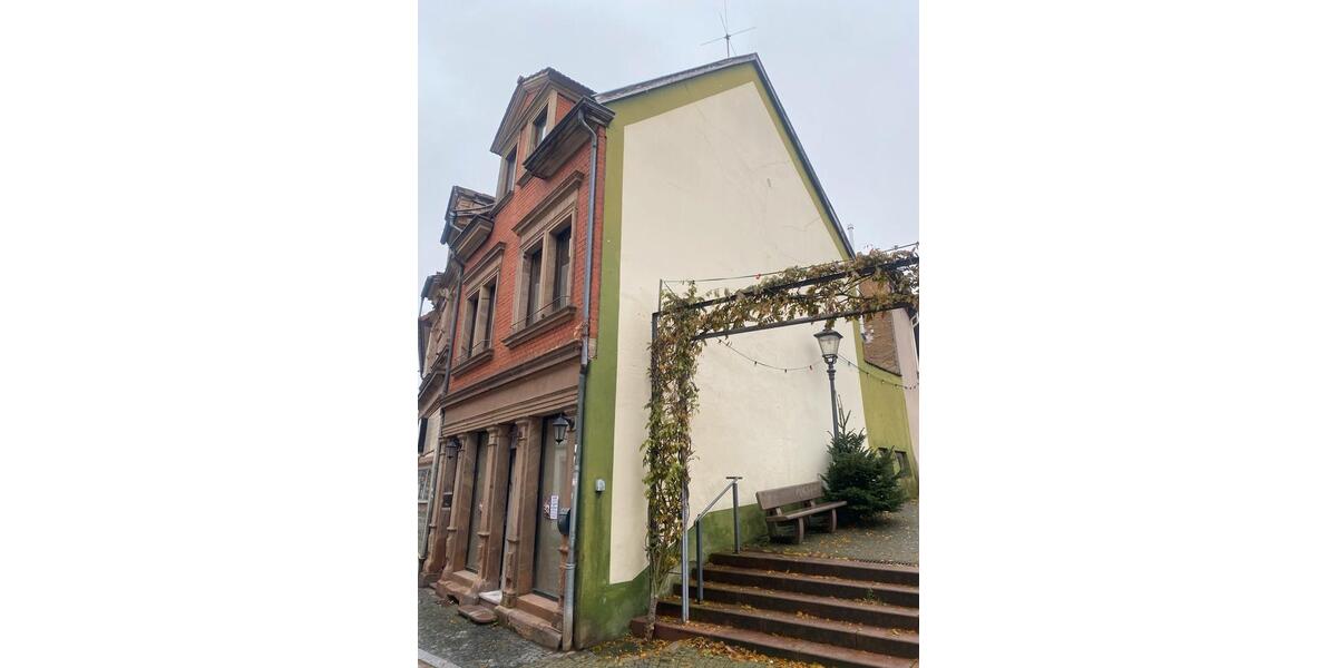 Mehrfamilienhaus, Wohnhaus Kirchheimbolanden - 3 Zimmer, 90 m&sup2;, 149.000&euro; | Angebot:25026768