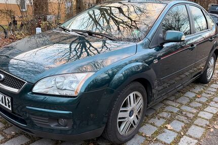 Ford Focus 194.000 km 1.400 € München 80637