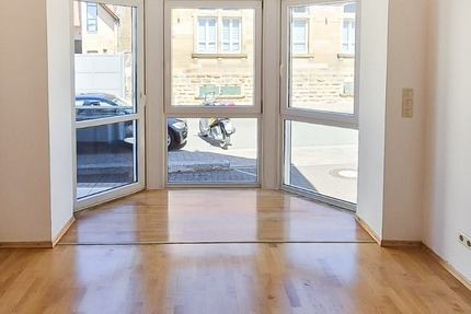 Lichtdurchflutete 2-Zimmer-Wohnung mit Balkon & Stellplatz in Kallstadt–Eigennutzung oder Vermietung - Wohnung Kallstadt | Angebot:26249273