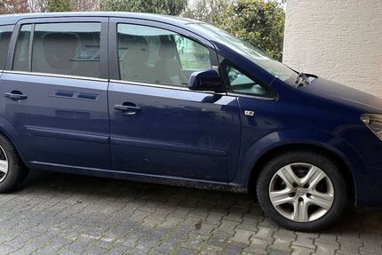 Opel Zafira 77.277 km 7.000 &euro; Obertraubling 93083