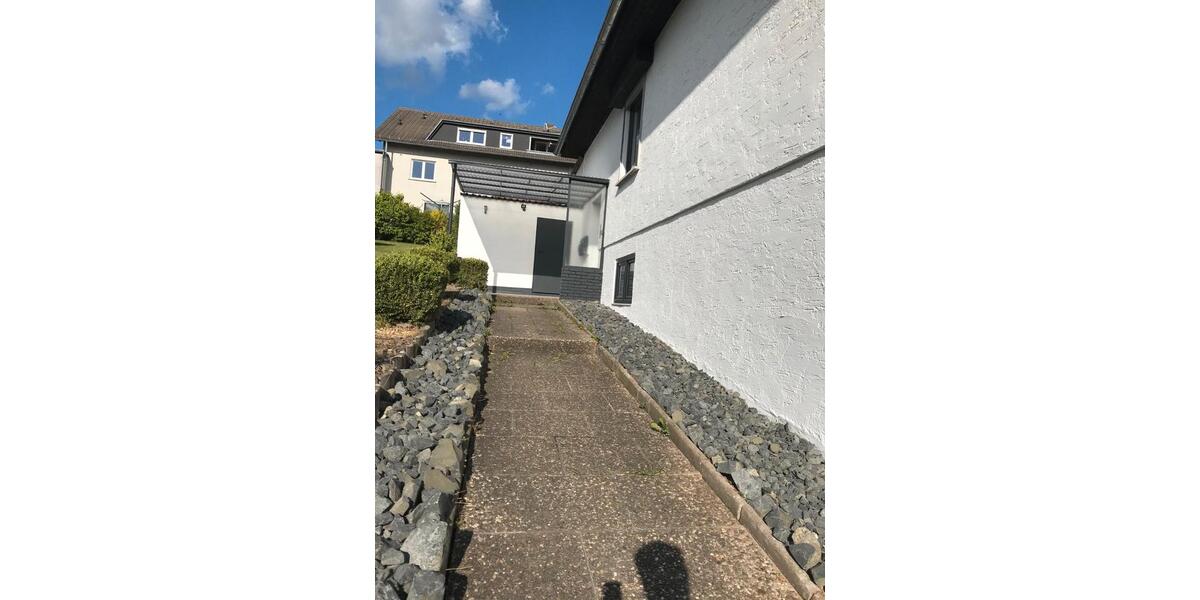 Erdgeschoßwohnung Bad Hersfeld - 2 Zimmer, 70 m&sup2;, 550&euro; | Angebot:26397962