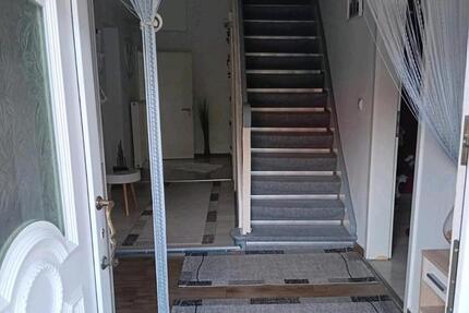 Haus mit 6 Wohnungen 17 zimmer