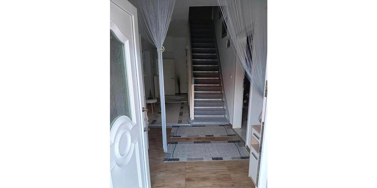 Haus mit 6 Wohnungen 17 zimmer