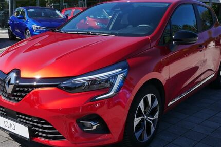 Renault Clio 29.000 km 16.890 € Altötting 84503