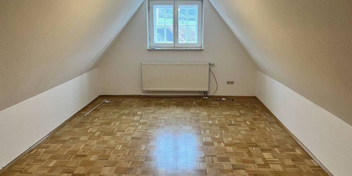Etagenwohnung Hardheim - 3 Zimmer, 70 m&sup2;, 145.000&euro; | Angebot:26585741