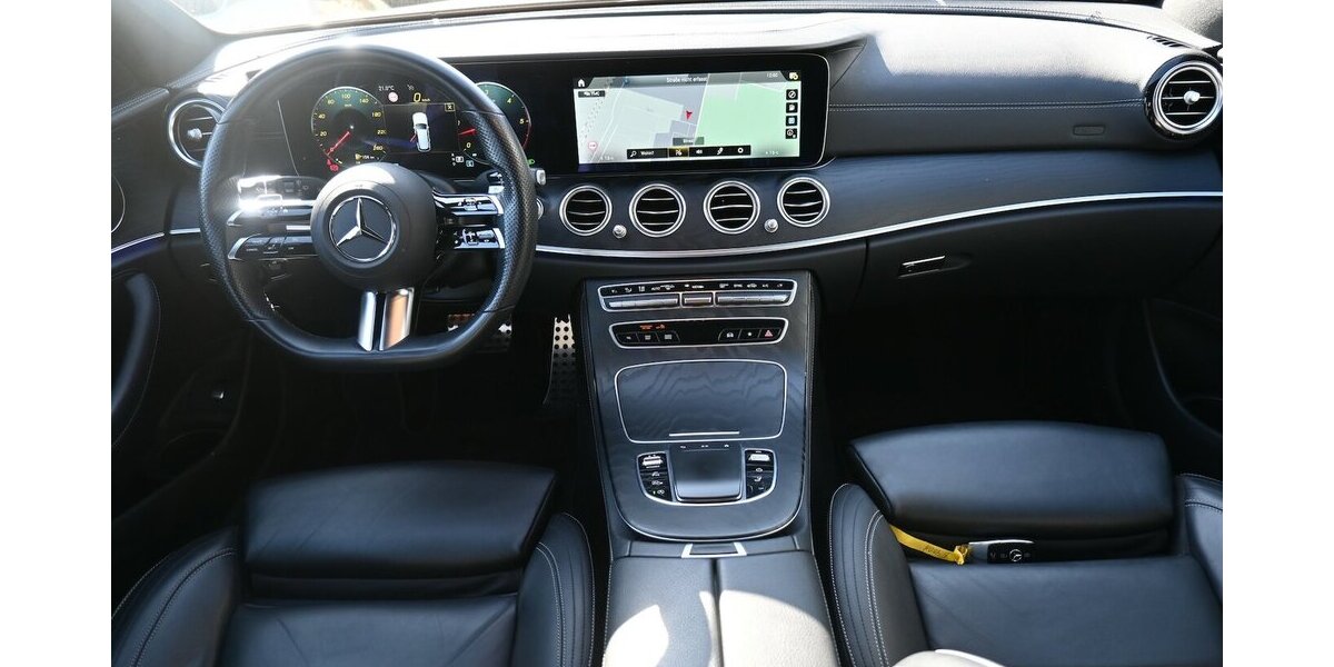Mercedes-Benz E 400 dT 4M *AMG-Line* DSG Navi Pano 19Alu 199.000 km 31.300 &euro; Seevetal - Hittfeld 21218