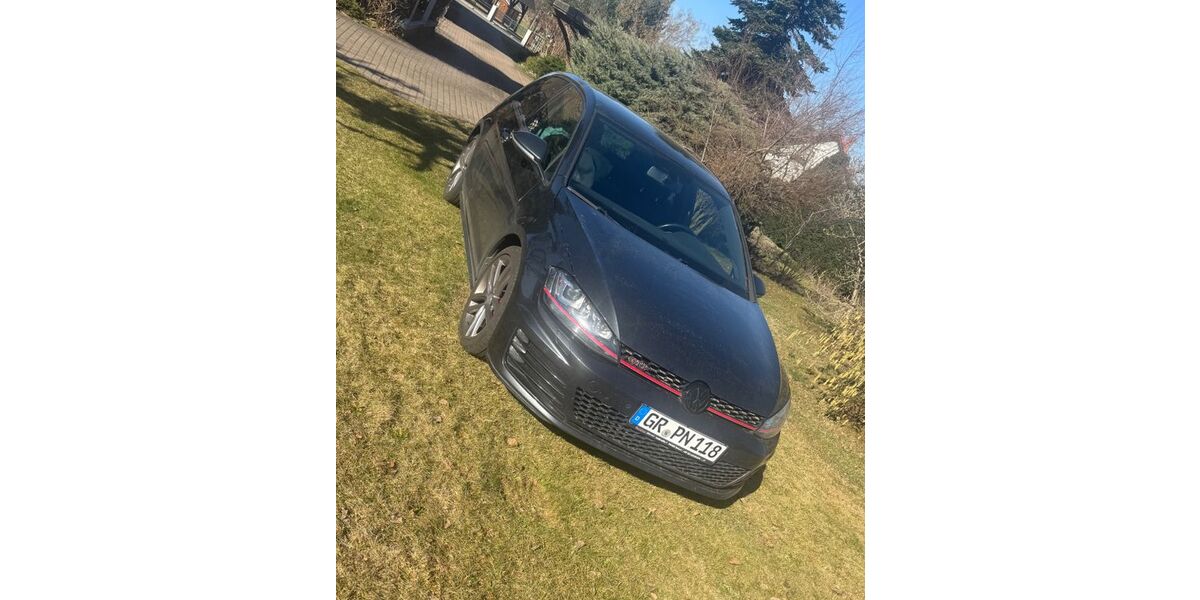 VW Golf 110.000 km 13.900 &euro; mücka 02906