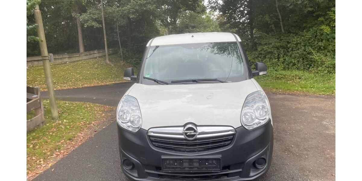 Opel Combo 243.000 km 3.590 &euro; Kreuztal 57223