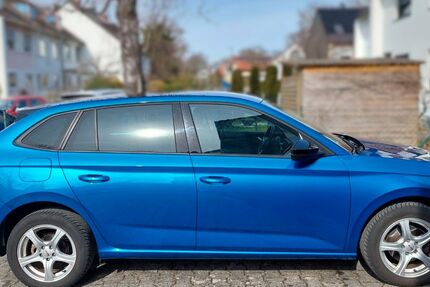 Skoda Scala 59.000 km 13.700 &euro; München 81825