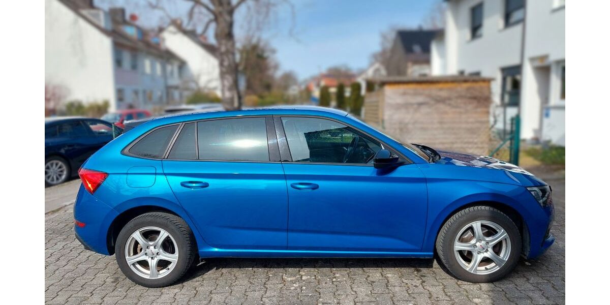 Skoda Scala 59.000 km 13.700 &euro; München 81825