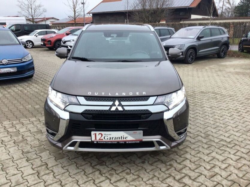 Plug-in Hybrid Outlander