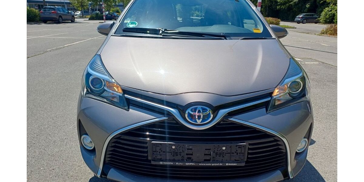 Toyota Yaris 52.567 km 11.999 &euro; Plauen 08525