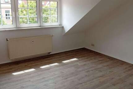 Wohnung Dessau-Roßlau Roßlau - 4 Zimmer, 90 m&sup2;, 590&euro; | Angebot:27214886
