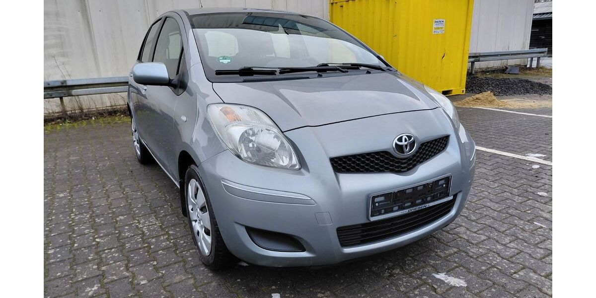 Toyota Yaris 155.730 km 3.499 &euro; Cölbe 35091