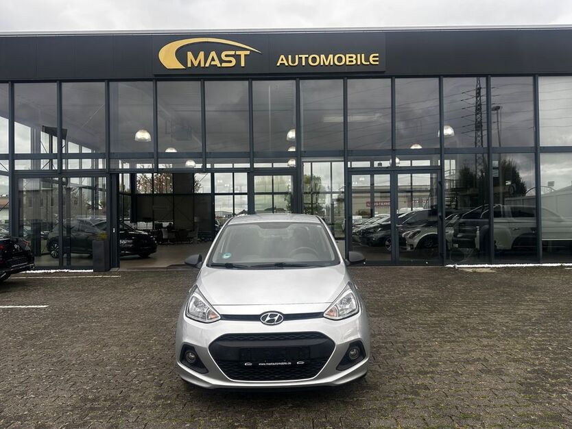 Hyundai i10 78.000 km 9.400 € Erftstadt 50374