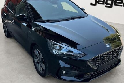 Ford Focus 92.045 km 14.800 &euro; Fridolfing 83413