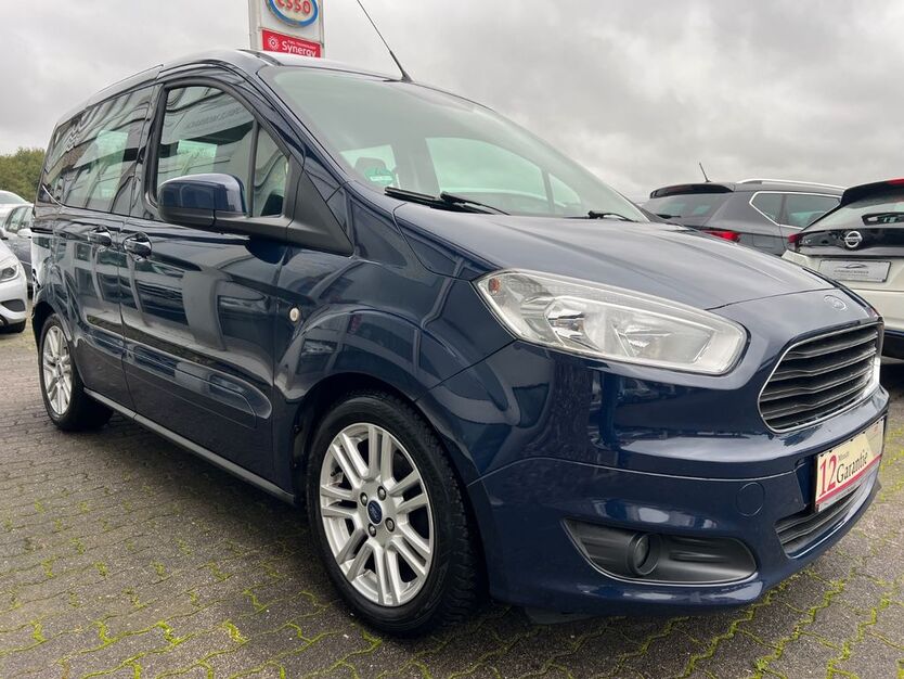 Ford Tourneo Courier 137.904 km 7.999 € Morbach 54497