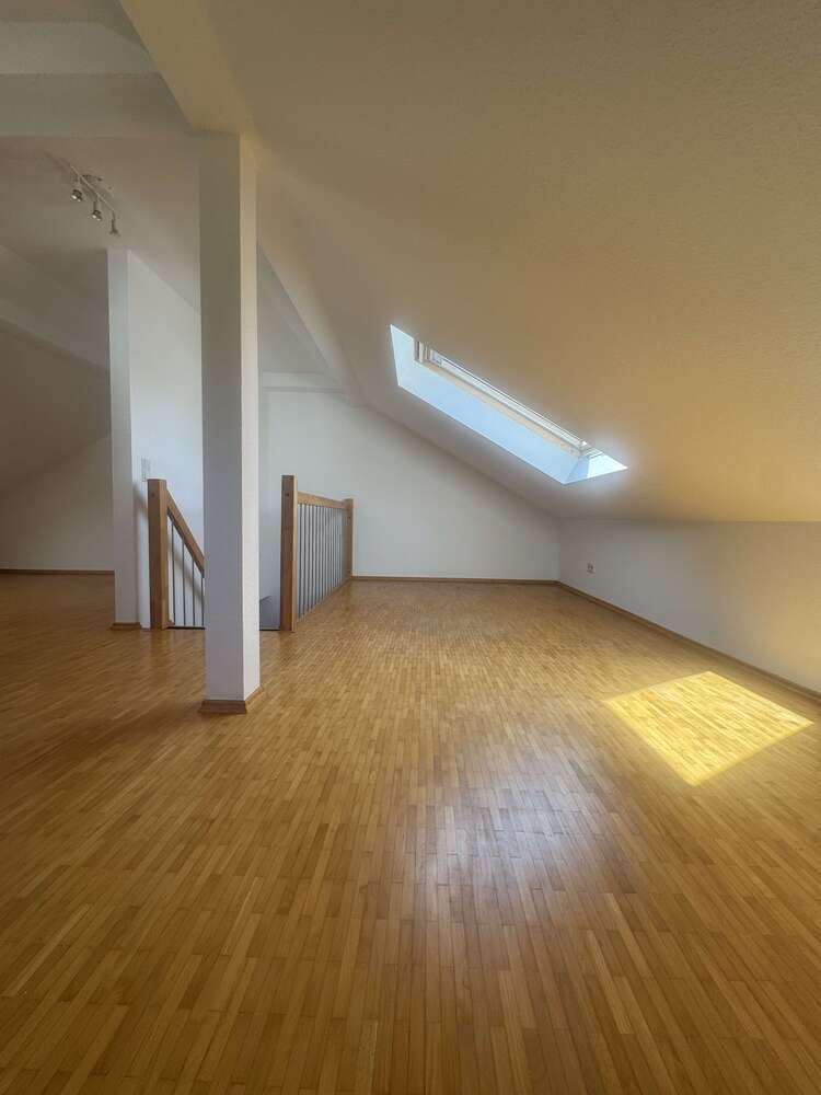 Haus zum Mieten in Heilbronn 1.750 € 140 m²