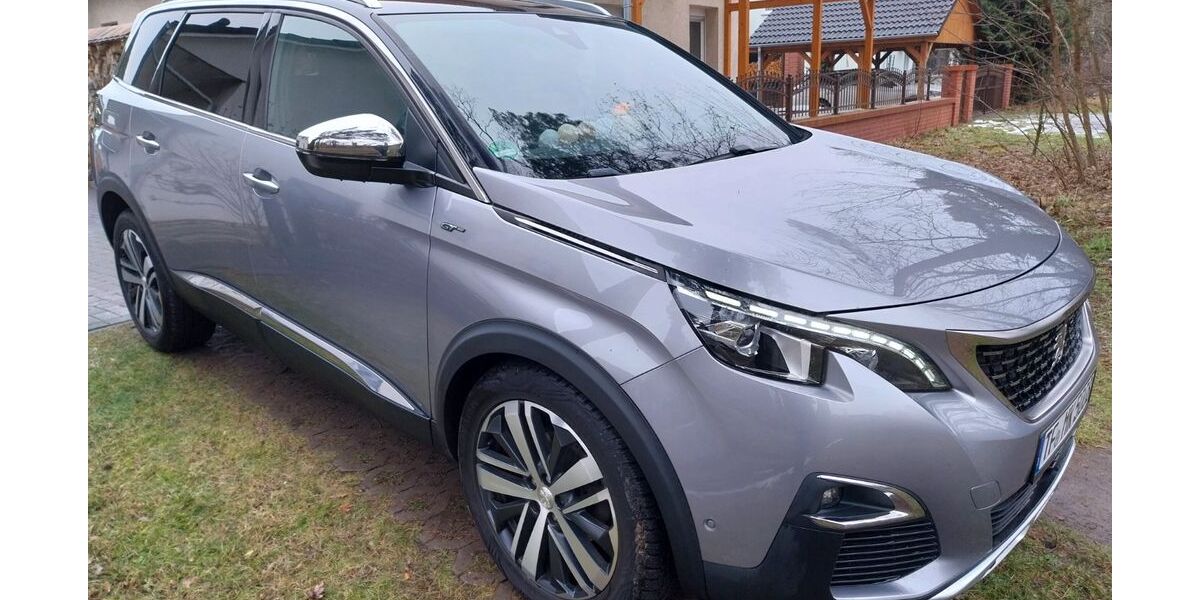 Peugeot 5008 129.000 km 17.500 &euro; Ludwigsfelde 14974