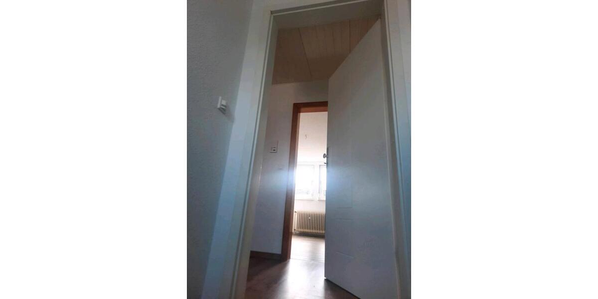 Dachgeschoßwohnung Neustadt (Hessen) - 3.5 Zimmer, 80 m&sup2;, 850&euro; | Angebot:25945234