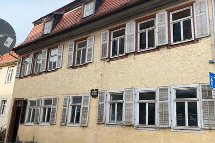 Haus Bad Königshofen im Grabfeld - 16 Zimmer, 300 m&sup2;, 68.000&euro; | Angebot:23358438