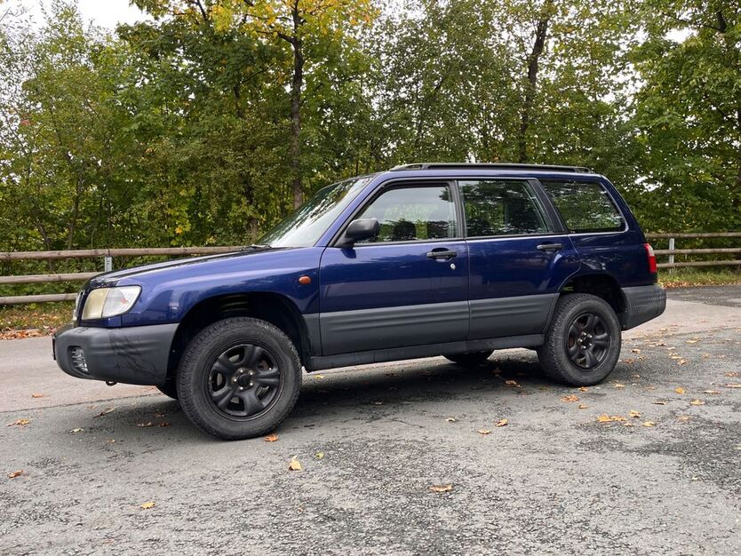 Subaru Forester 274.000 km 3.200 € Schmallenberg 57392