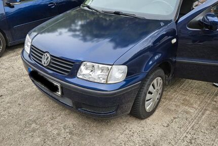 VW Polo 155.878 km 597 &euro; Salzwedel 29410