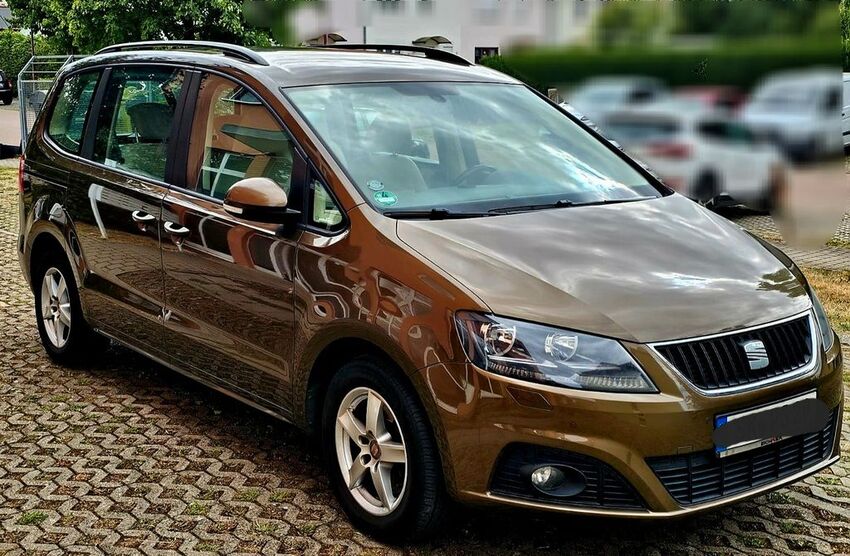 Seat Alhambra 159.000 km 10.900 € Salzatal / Schiepzig 06198