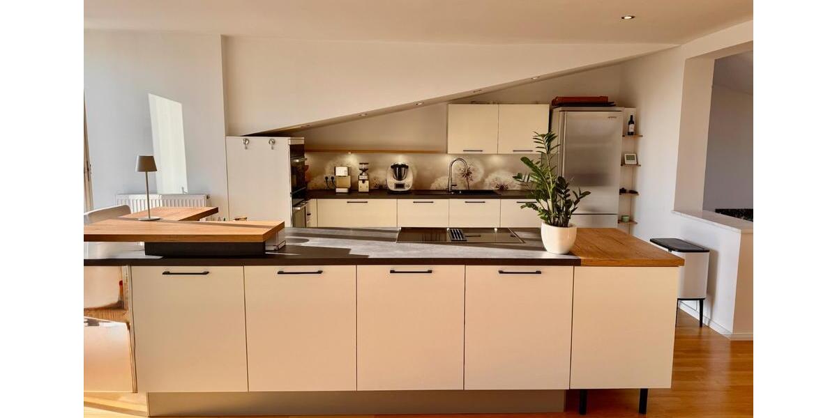 Maisonettenwohnung Augsburg - 5 Zimmer, 240 m&sup2;, 3.000&euro; | Angebot:26447519