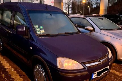Opel Combo 155.874 km 1.250 &euro; berlin 10711