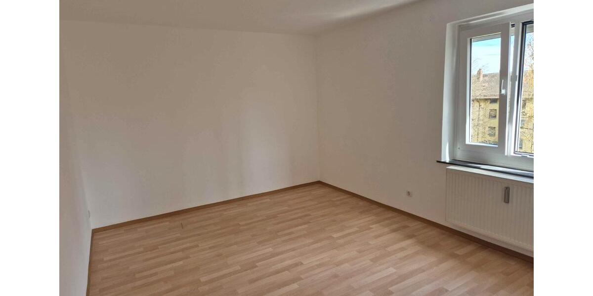 Etagenwohnung Sinzing - 3 Zimmer, 73 m&sup2;, 680&euro; | Angebot:26407139