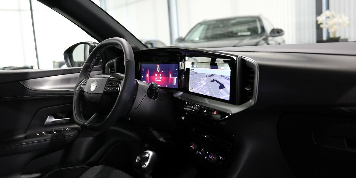 Opel Mokka 1.2 T GS-LINE SPORT TECH ALL-BLACK MATRIX 10.000 km 20.777 &euro; Hamm 59077