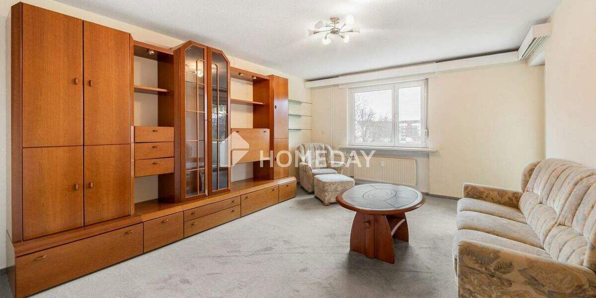 Sofort verfügbar: Gepflegte 4-Zimmer-Wohnung mit Balkon in Stuttgart-Fasanenhof 4 zimmer