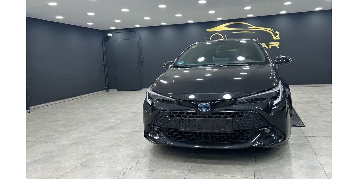 Toyota Corolla 29.000 km 24.100 &euro; Düsseldorf 40227