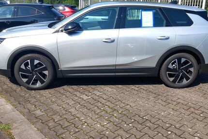 Opel Grandland (X) 2.300 km 31.990 € Kirn 55606