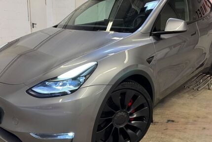 Tesla Model Y 40.879 km 40.999 &euro; Holzgerlingen 71088