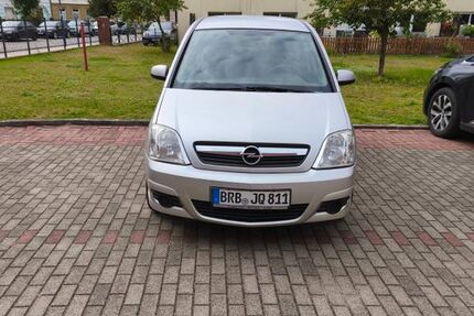 Opel Meriva 197.500 km 2.900 € Brandenburg an der Havel 14776