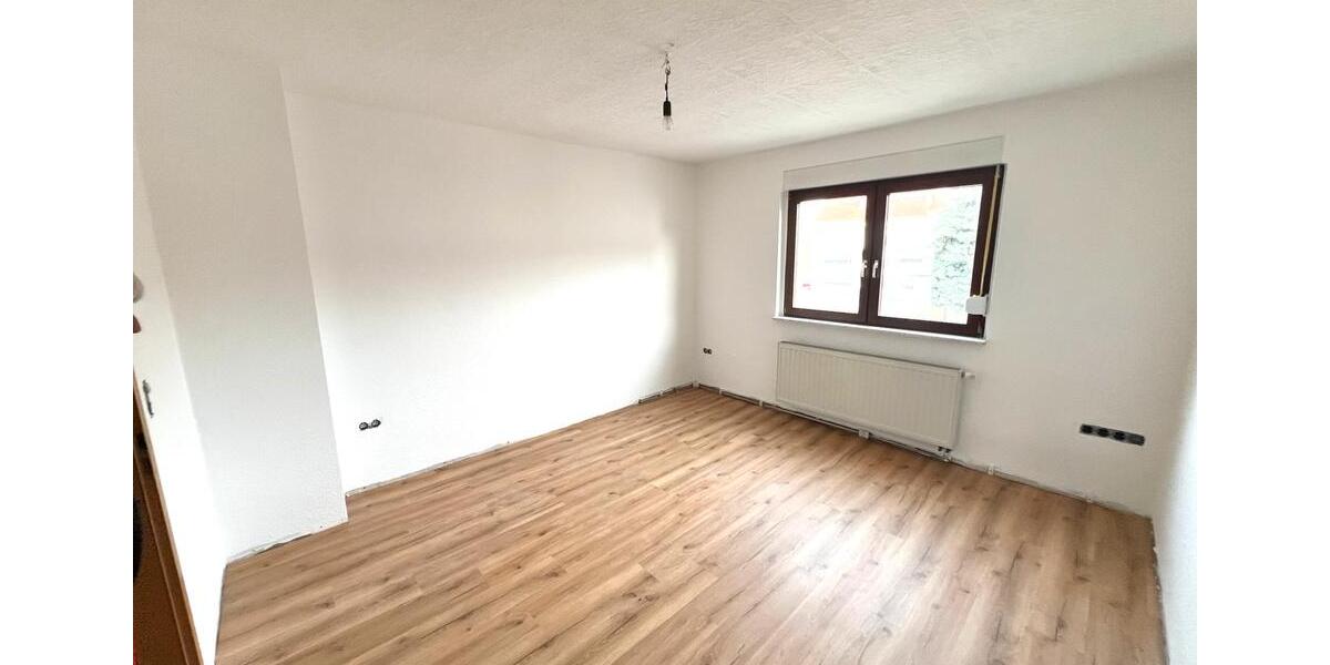 Etagenwohnung Gräfenhainichen - 2 Zimmer, 50 m&sup2;, 360&euro; | Angebot:25684979
